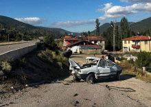 Tokat'ta iki otomobil &ccedil;arpıştı: 1 &ouml;l&uuml;, 3 yaralı