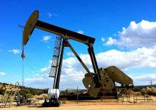Petrol fiyatları d&uuml;şecek mi? Trump&rsquo;tan piyasaları hareketlendiren İran a&ccedil;ıklaması