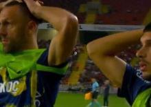 Herkes gol diye ayağa kalkmıştı! Yıldız isim zoru başardı: Ka&ccedil;an gole inanamadılar