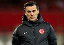 Montella'dan s&uuml;rpriz davet! 30 yaşında ilk kez Milli Takım'a &ccedil;ağrıldı