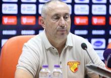 S&uuml;per Lig ekibi hocasının arkasında durdu! Son sıradayken s&ouml;zleşmesi uzatıldı