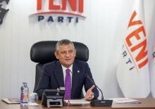 Yeni Parti&rsquo;nin ismi değişecek mi? &Ouml;zg&uuml;r &Ouml;zel&rsquo;den a&ccedil;ıklama