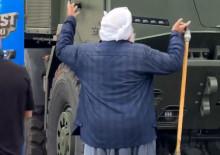 TEKNOFEST&rsquo;te duygu dolu anlar: Yerli hava savunma sistemi G&Uuml;RZ &ouml;n&uuml;nde dua etti