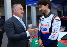 Bakan Bak, Formula 1 i&ccedil;in piste indi ve s&uuml;r&uuml;ş yaptı