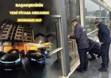 Başakşehir'de tepki &ccedil;eken 'kız yurdu karşısı' reklamı: Kafe kapatıldı