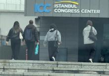İstanbul'daki 5 bin kişilik konserde facia: 2 kişi &ouml;ld&uuml;, bir kişinin durumu kritik!