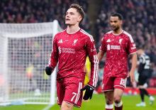 2-0'dan d&ouml;nd&uuml;ler! 7 goll&uuml; ma&ccedil;ın kazananı Liverpool