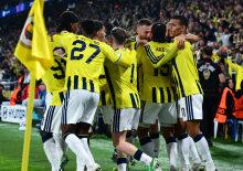 Fenerbah&ccedil;e'de korkutan sakatlık! Ma&ccedil;ı yarıda bıraktı