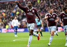 Manchester City'nin &ccedil;ılgın serisini Aston Villa bitirdi!