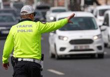 Ankara'da &ccedil;ok sayıda yol trafiğe kapanacak