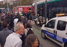 Kocaeli'de tramvay iki kadına &ccedil;arptı: 1 &ouml;l&uuml;!